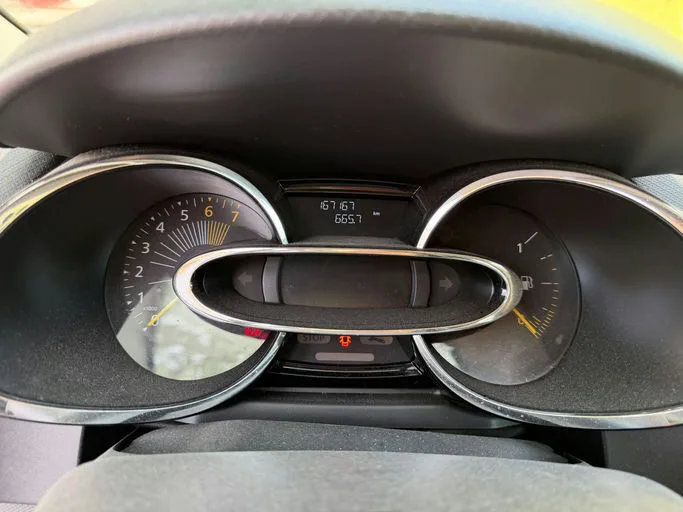 RENAULT CLIO IV Dynamique 2013 – Image 7