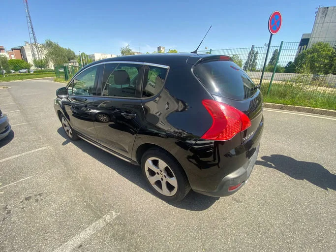 PEUGEOT 3008 Allure 2013 – Image 8
