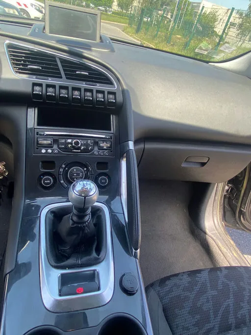 PEUGEOT 3008 Allure 2013 – Image 16