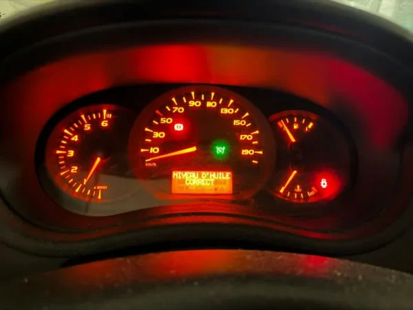 RENAULT CLIO III Alizé 2012