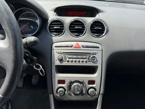 PEUGEOT 308 Allure 2012