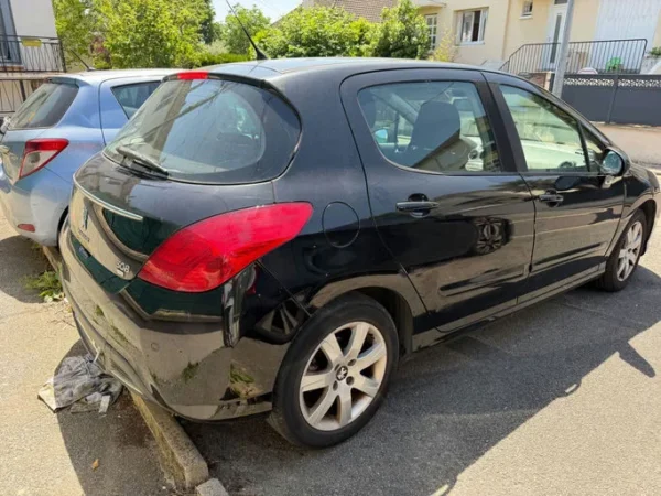 PEUGEOT 308 Allure 2012