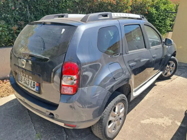 DACIA DUSTER Prestige 2013