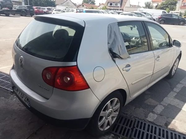 VOLKSWAGEN GOLF Carat DSG 2004