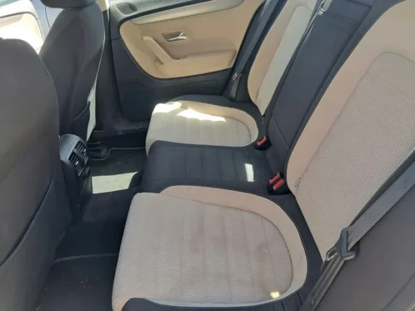 VOLKSWAGEN PASSAT CC 4Motion 2011