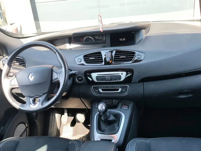 RENAULT SCENIC III Bose Edition 2016 – Image 8