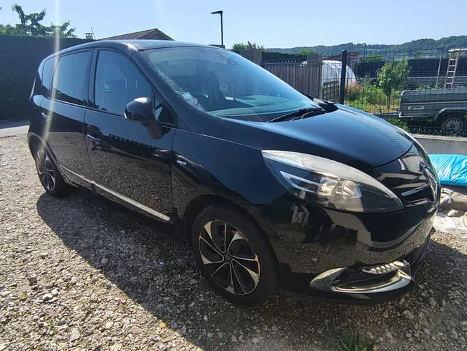 RENAULT SCENIC III Bose Edition 2016 – Image 6