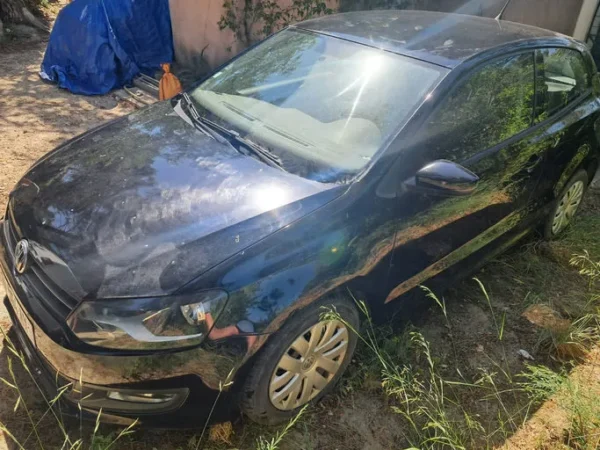 VOLKSWAGEN POLO Confortline 2011