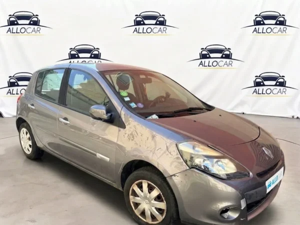 RENAULT CLIO III TomTom Live 2012