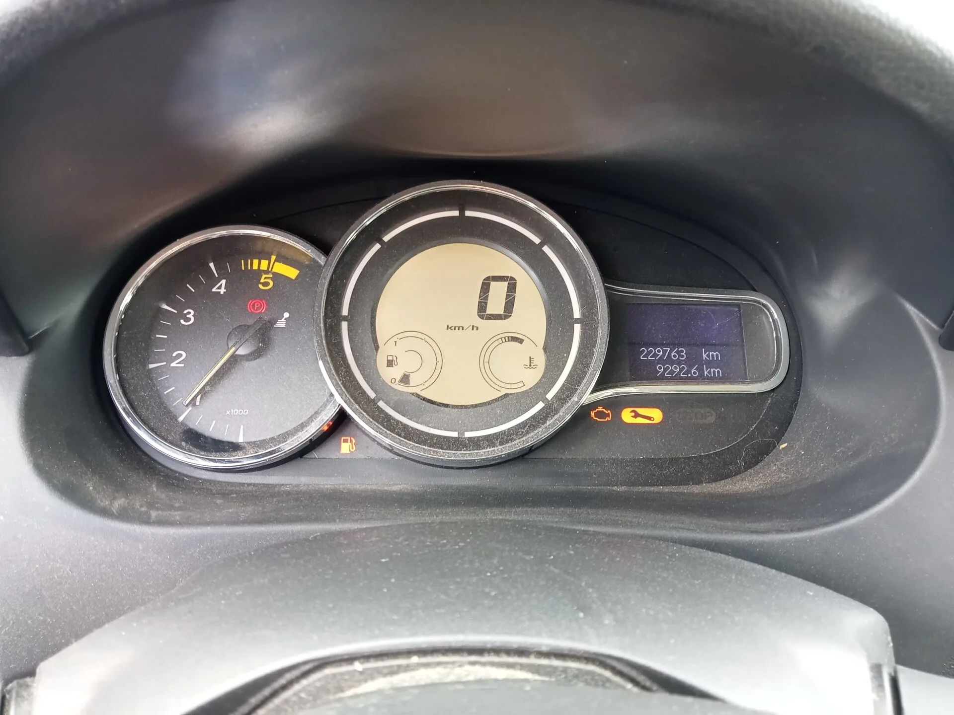 RENAULT FLUENCE Privilège 2012 – Image 6