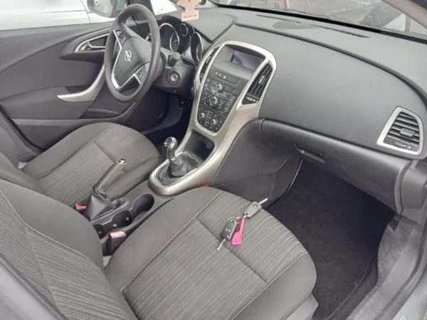 OPEL ASTRA Enjoy 2010