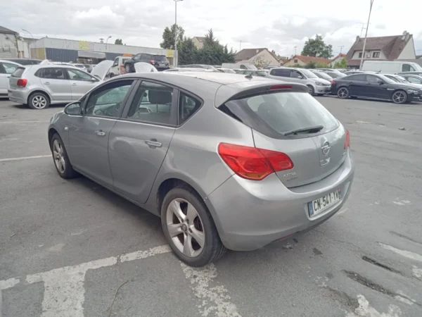 OPEL ASTRA Enjoy 2010
