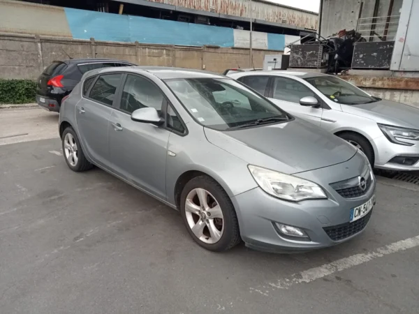 OPEL ASTRA Enjoy 2010
