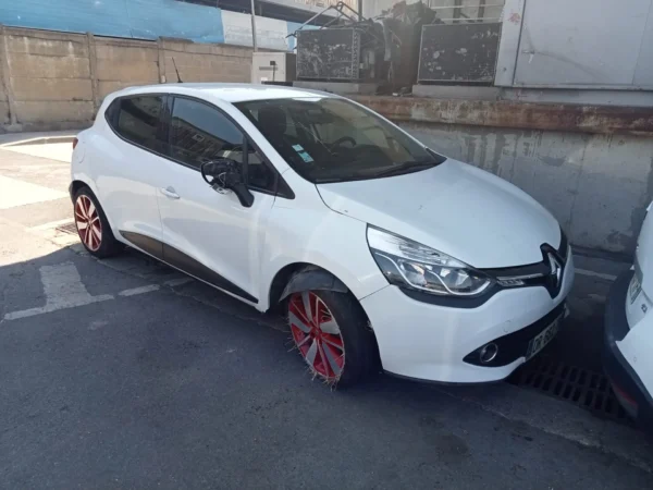 RENAULT CLIO IV Zen 90g 2015