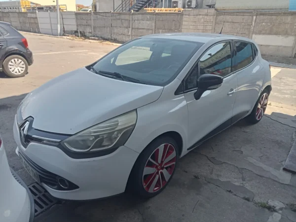 RENAULT CLIO IV Zen 90g 2015
