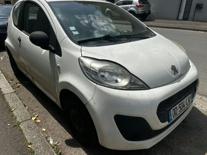 PEUGEOT 107 Active 2014 – Image 3