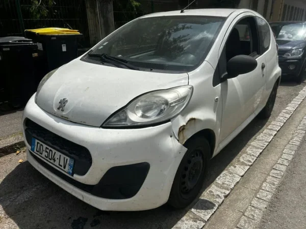 PEUGEOT 107 Active 2014