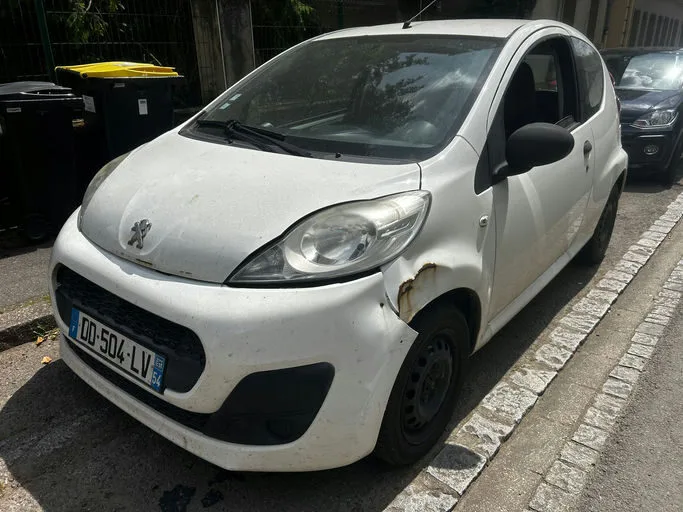 PEUGEOT 107 Active 2014 – Image 2