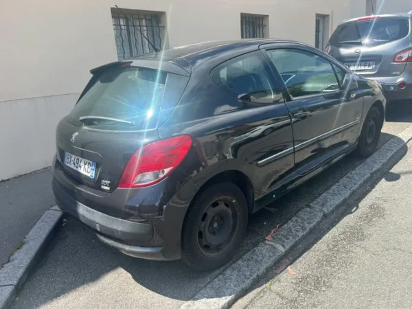 PEUGEOT 207 Série 64 2011