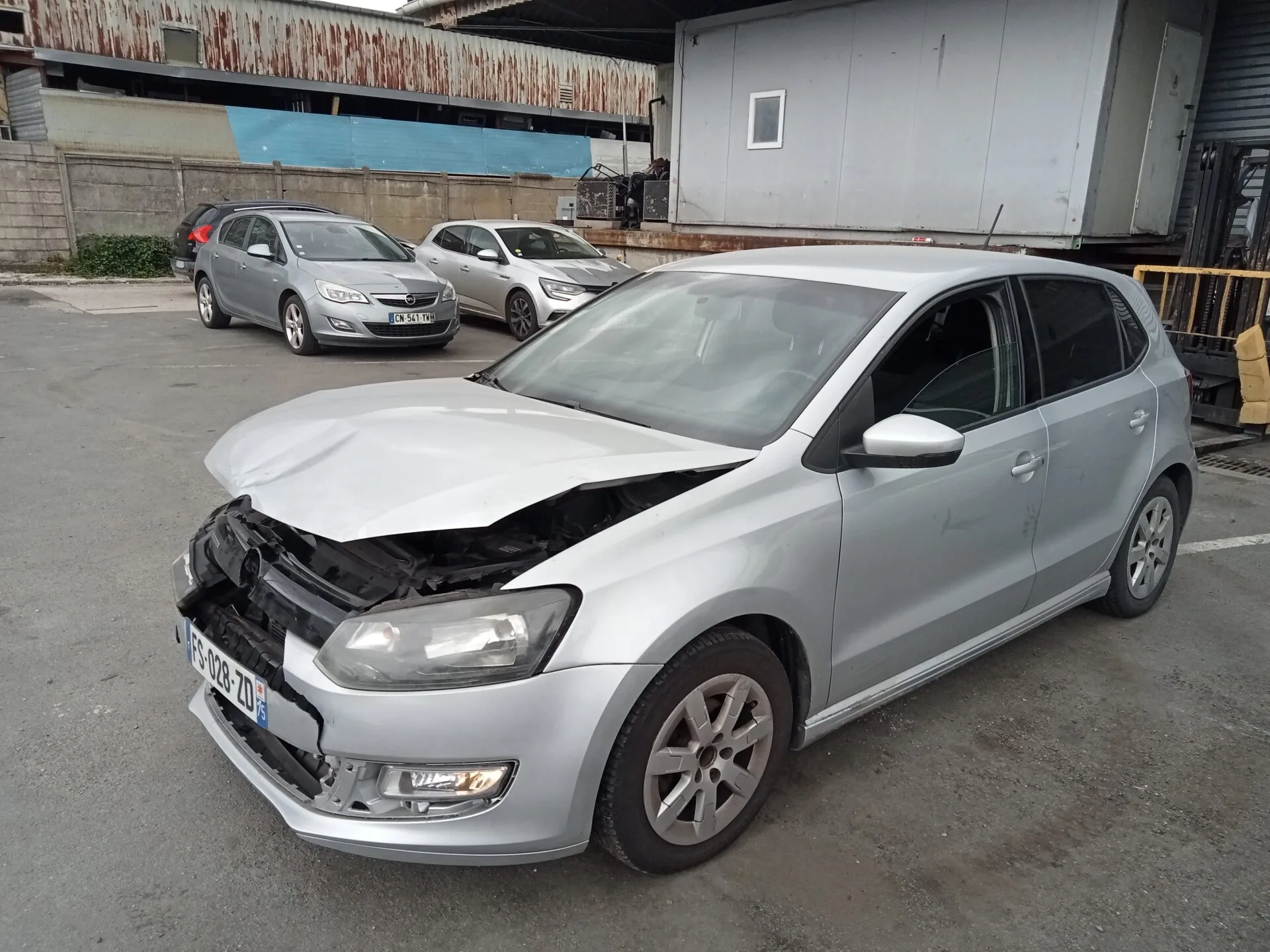VOLKSWAGEN POLO Style 2011 – Image 2