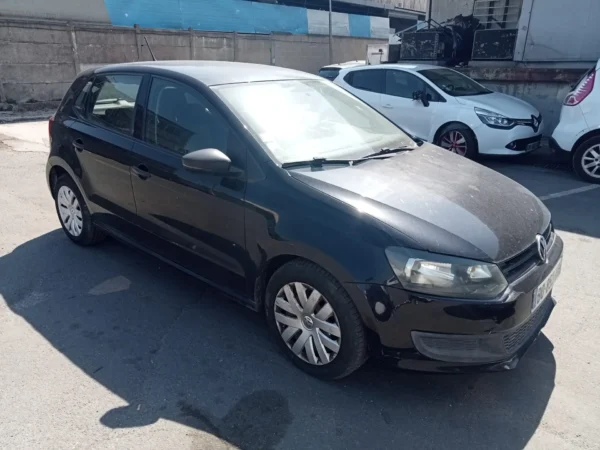 VOLKSWAGEN POLO Trendline 2011