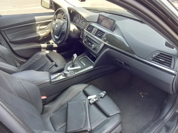 BMW SERIE 3 TOURING F31 Sport Absolute A 2013