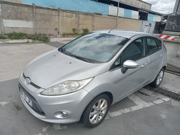 FORD FIESTA Ghia 2009