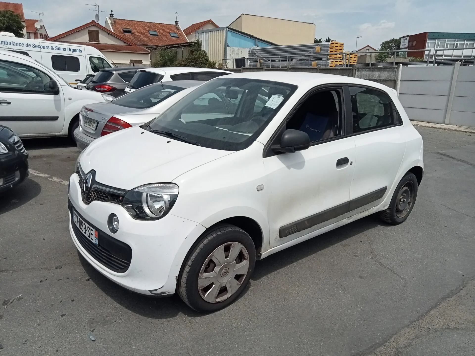 RENAULT TWINGO III Zen 2015 – Image 2