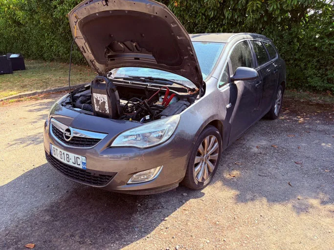 OPEL ASTRA Connect Pack 2011 – Image 2