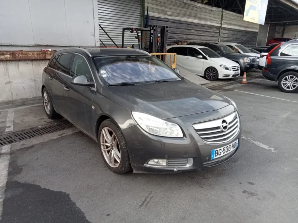 OPEL INSIGNIA Cosmo Pack 2011