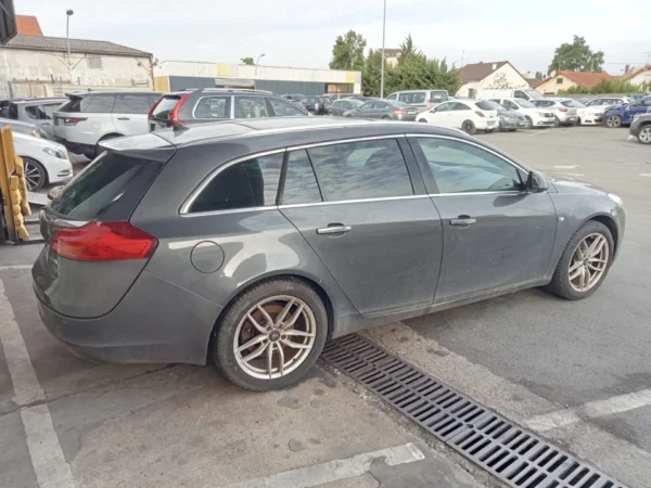OPEL INSIGNIA Cosmo Pack 2011
