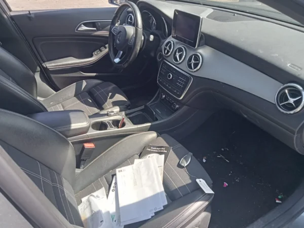 MERCEDES CLASSE GLA BUSINESS Business 7-G DCT A 2015