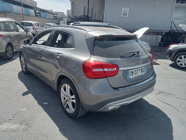 MERCEDES CLASSE GLA BUSINESS Business 7-G DCT A 2015