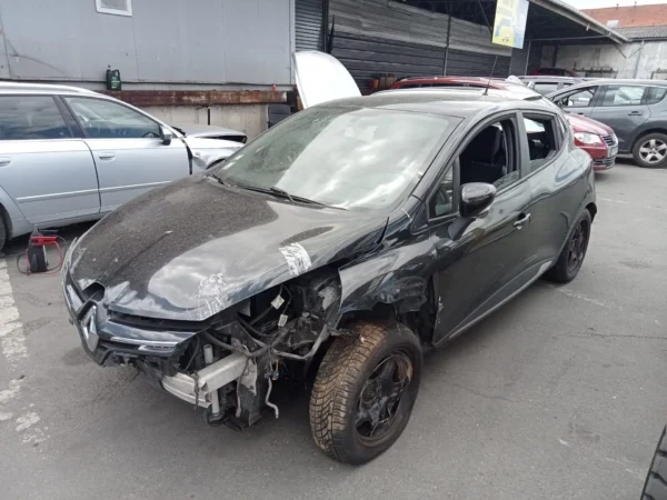 RENAULT CLIO IV 2015