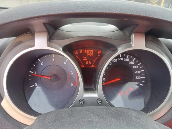 NISSAN JUKE Visia 2012