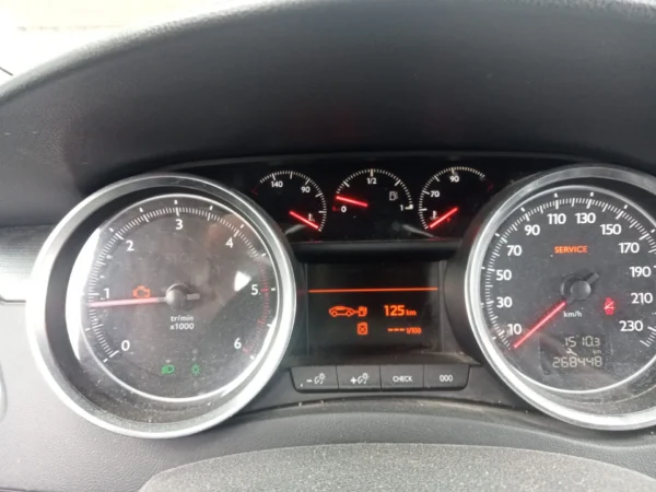 PEUGEOT 508 SW Active 2012