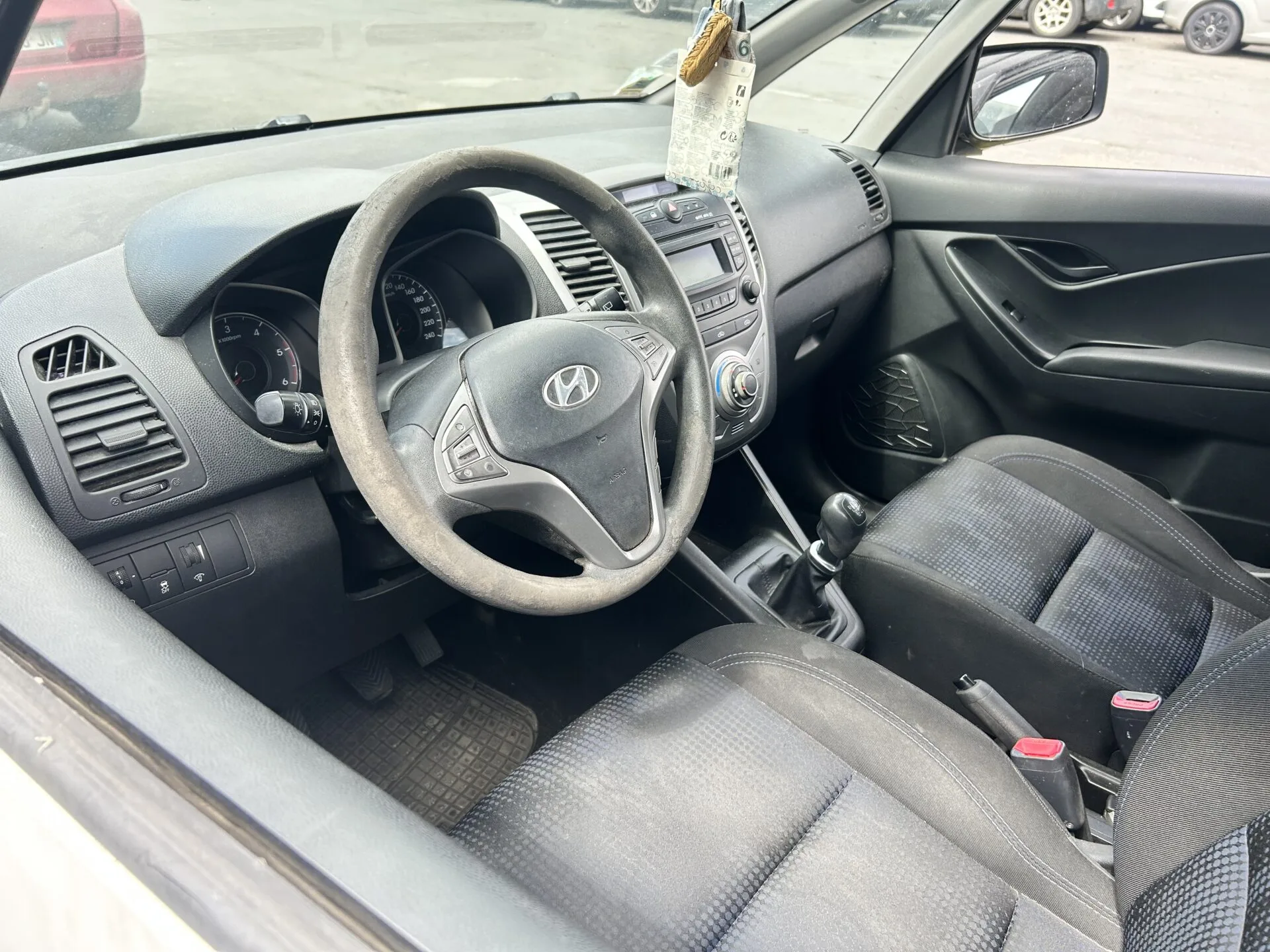 HYUNDAI ix20 Pack Inventive 2012 – Image 6