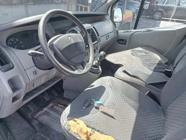 RENAULT TRAFIC FOURGON GRAND CONFORT 2008