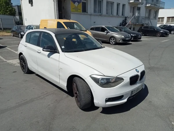 BMW SERIE 1 F20 Sport 2015