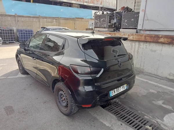 RENAULT CLIO IV Zen 90g 2013