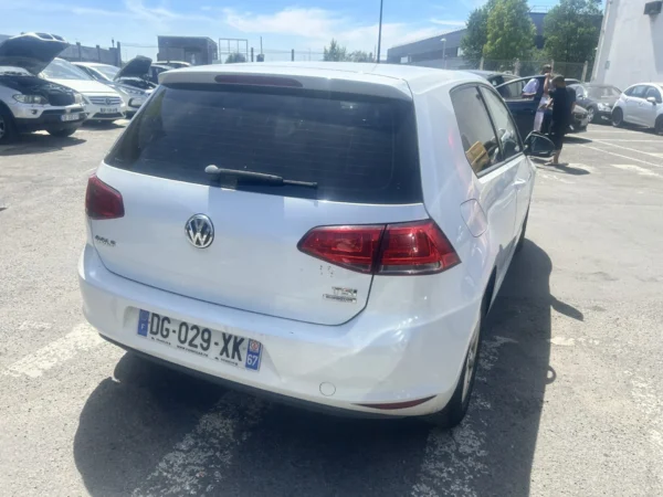 VOLKSWAGEN GOLF Trendline 2014