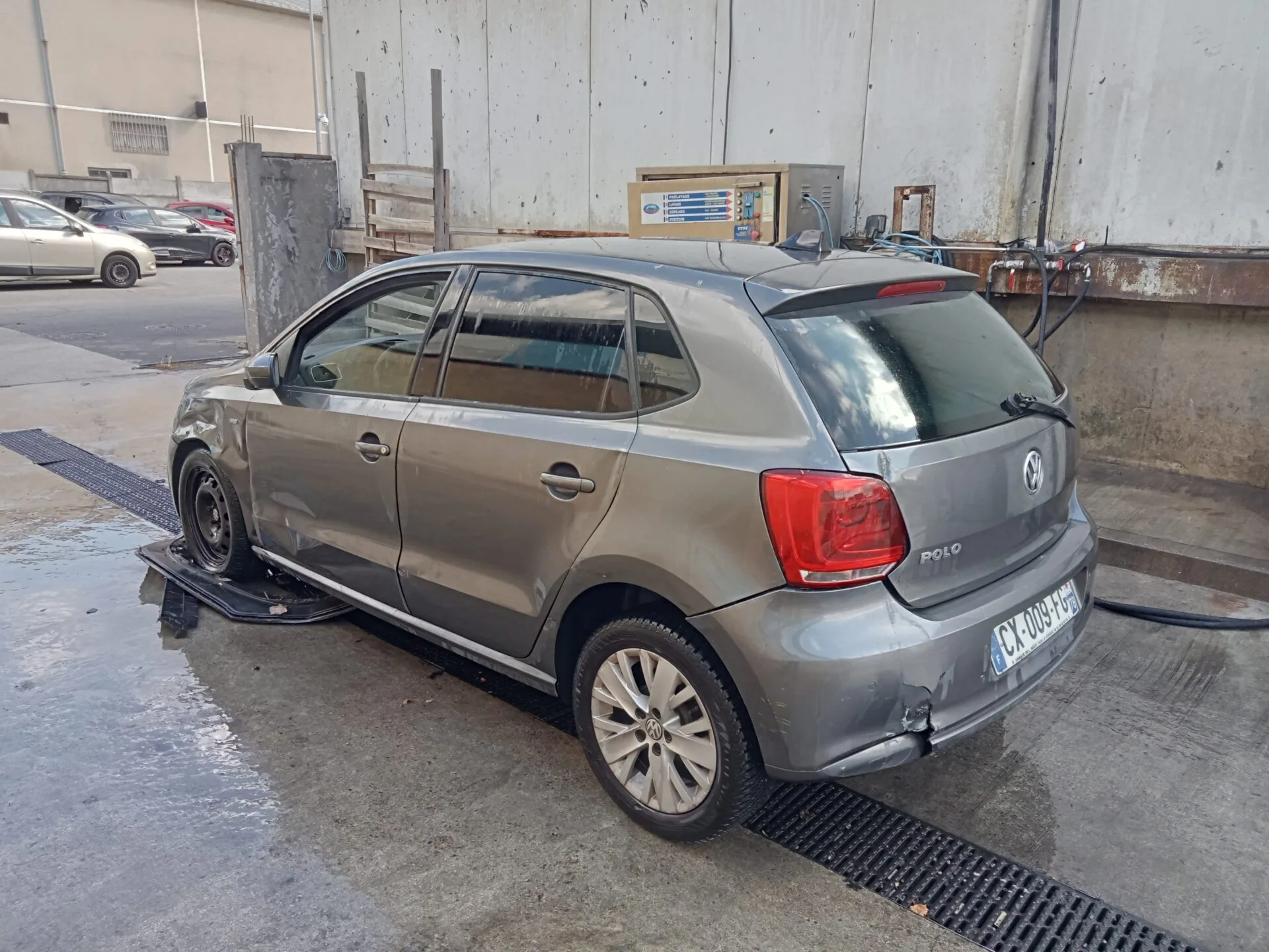 VOLKSWAGEN POLO Life 2013 – Image 3