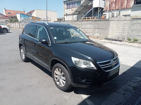 VOLKSWAGEN TIGUAN Carat 4Motion Tiptronic A 2010