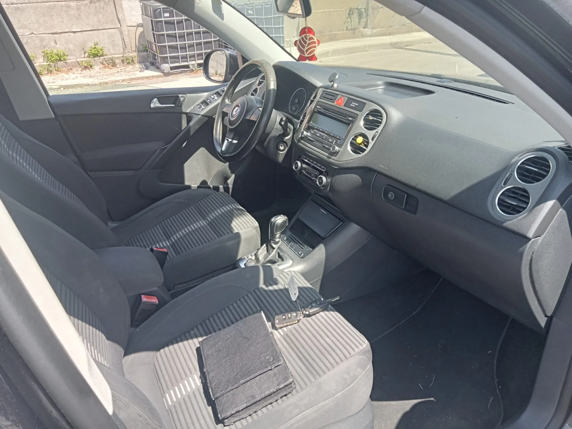 VOLKSWAGEN TIGUAN Carat 4Motion Tiptronic A 2010 – Image 5