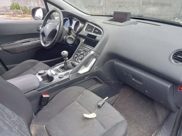 PEUGEOT 3008 Premium 2011