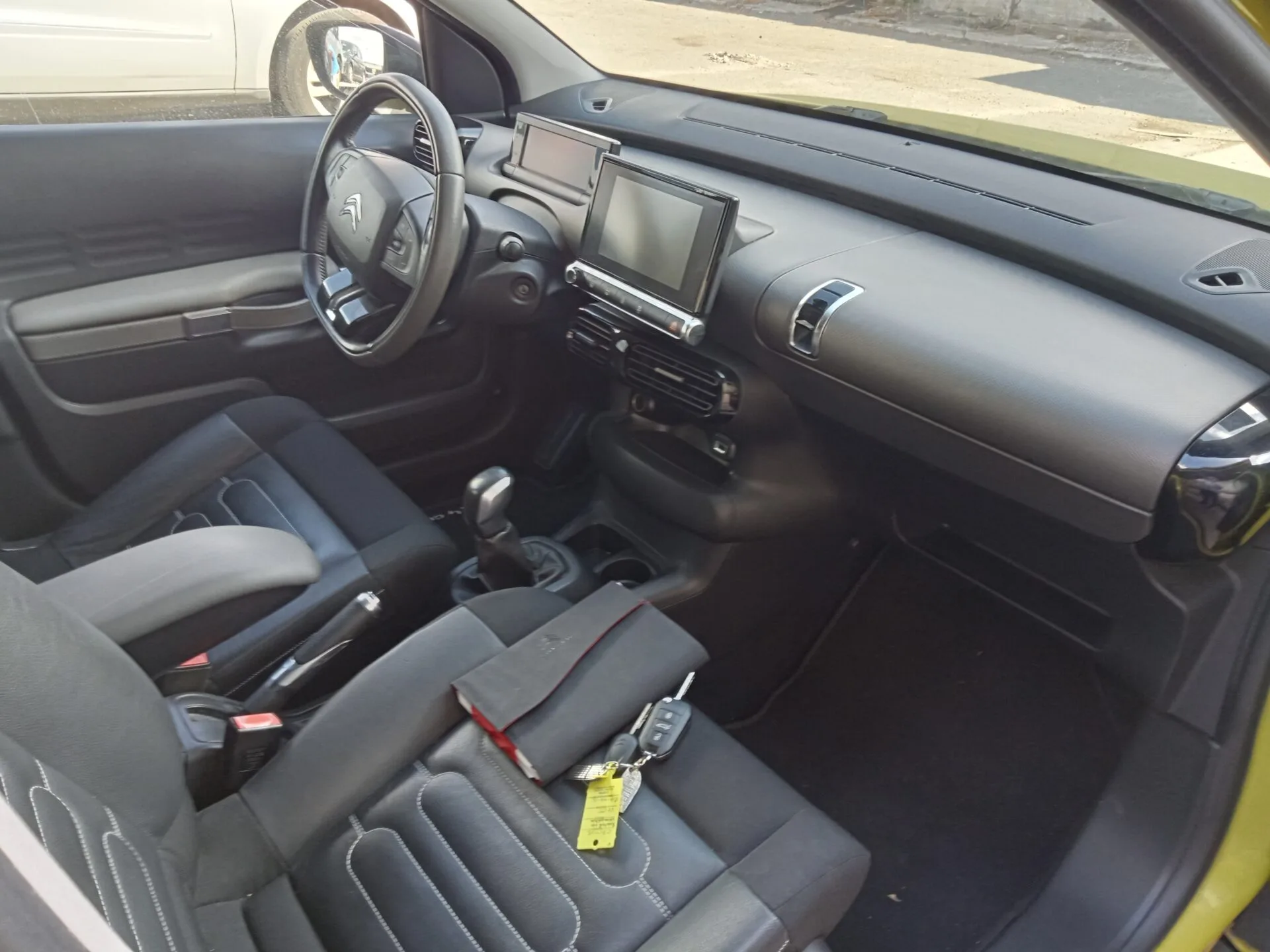 CITROEN C4 CACTUS Shine Edition 2016 – Image 5