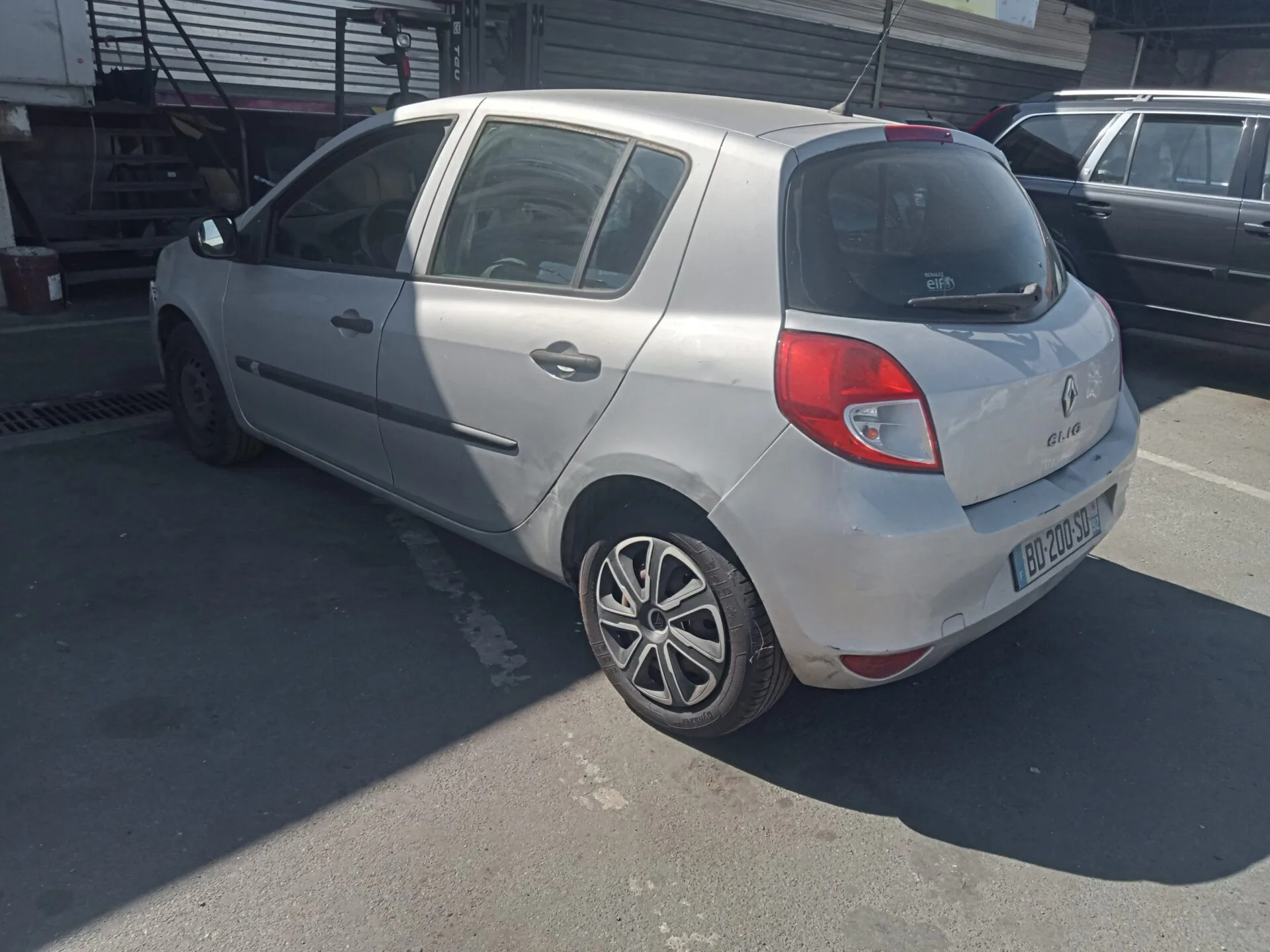 RENAULT CLIO III Expression Clim Euro 5 2010 – Image 3