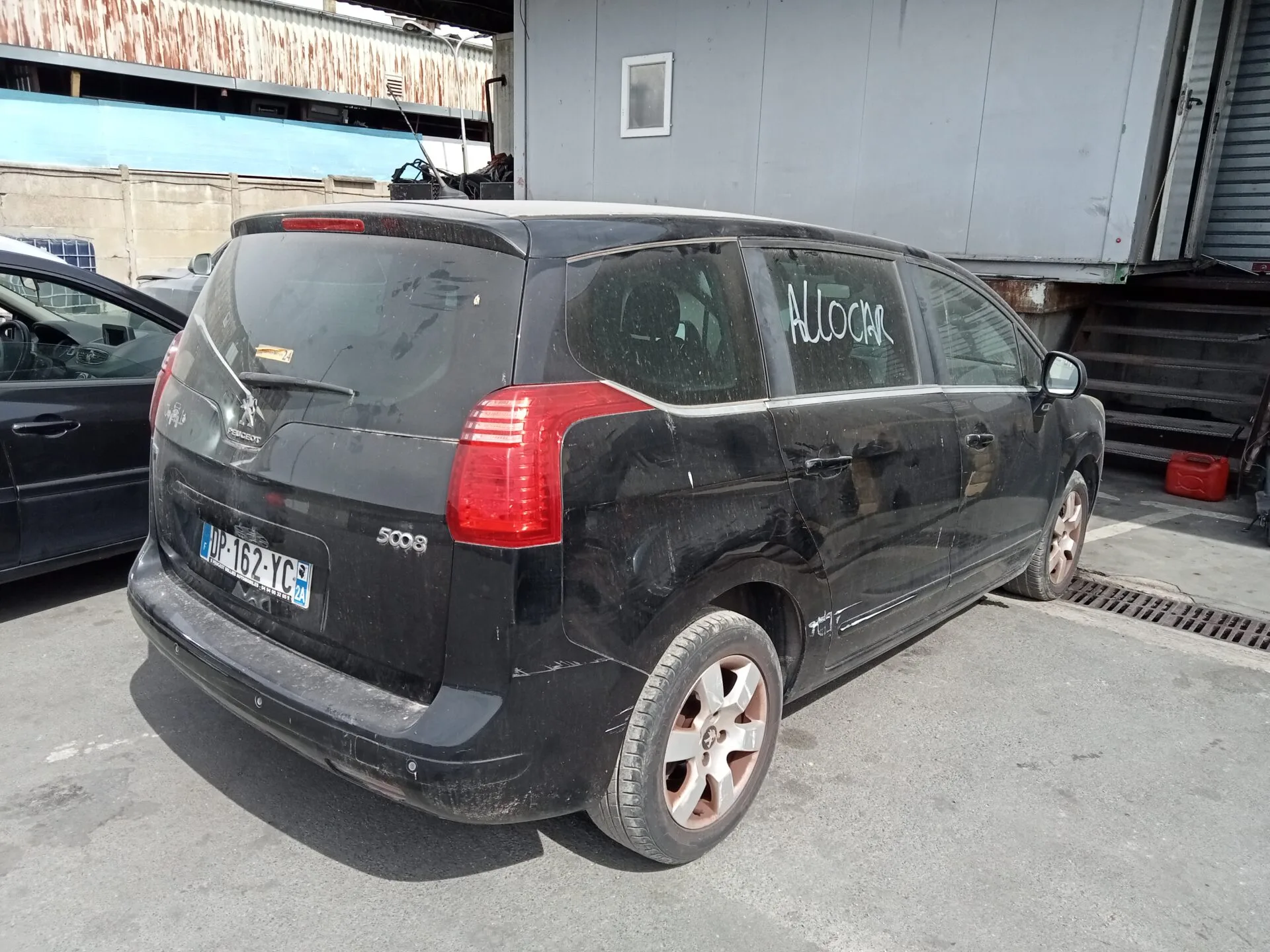 PEUGEOT 5008 Allure 2015 – Image 4