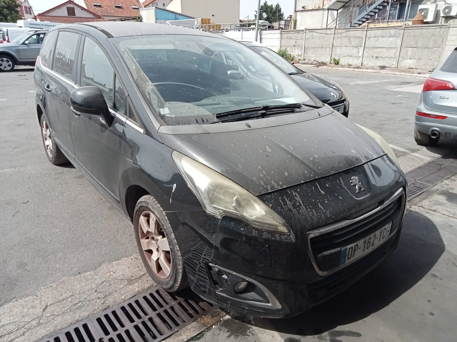 PEUGEOT 5008 Allure 2015