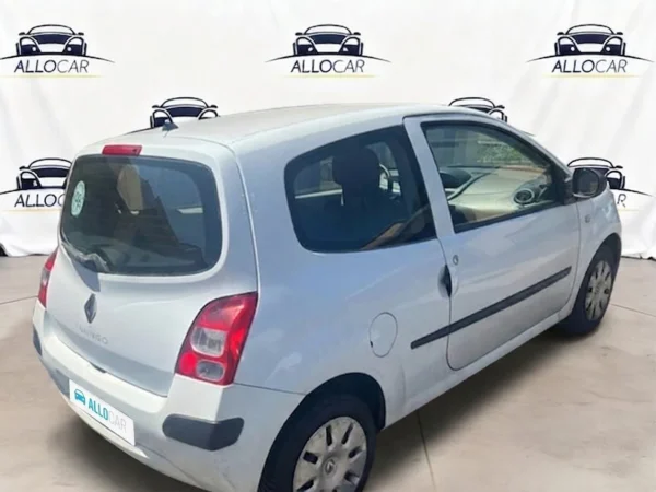 RENAULT TWINGO II Access 2009